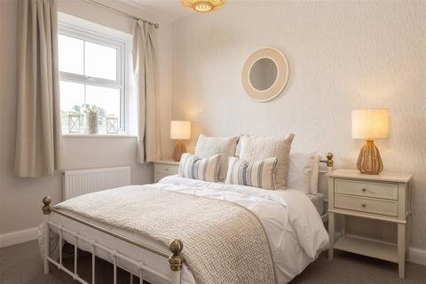 3 bedroom semi-detached house for sale - The Bower, Killams Park
