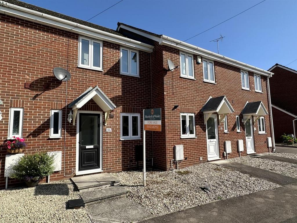 Brookfield Mews, Elmbridge, Gloucester 2 bed terraced house £225,000