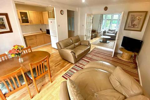 74 Stoke Green, Coventry, CV3 1FP