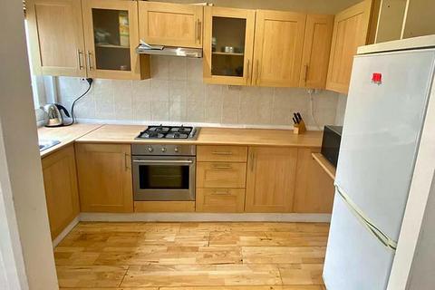 74 Stoke Green, Coventry, CV3 1FP
