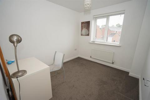 111 Harrier Close, Lostock, Bolton, BL6 4GJ