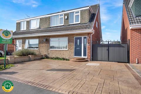 25 All Hallowes Drive, Tickhill, Doncaster, DN11 9PP