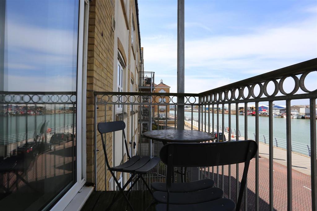 16 Bonaventure, Sussex Wharf Balcony.JPG