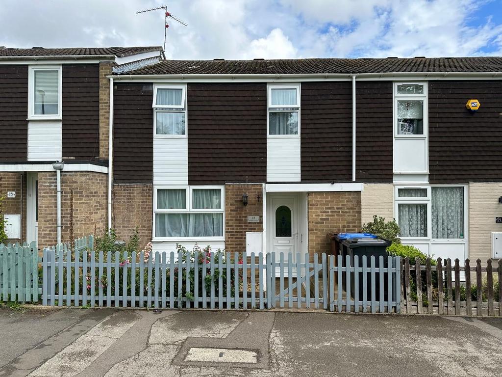 Arbour Court, Lumbertubs, Northampton NN3 3 bed terraced house for sale
