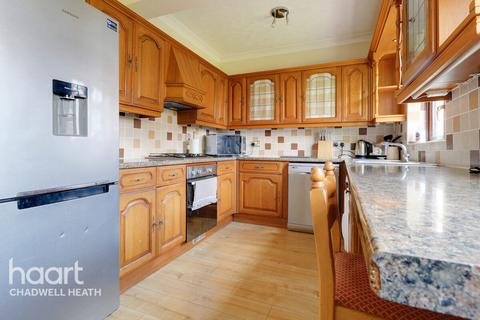 8 Charles Road, Romford, RM6 4NH