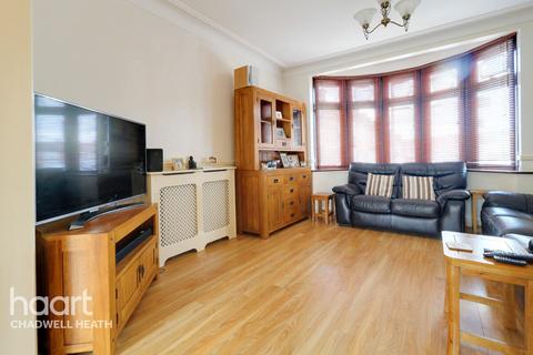 8 Charles Road, Romford, RM6 4NH
