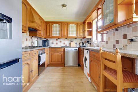 8 Charles Road, Romford, RM6 4NH