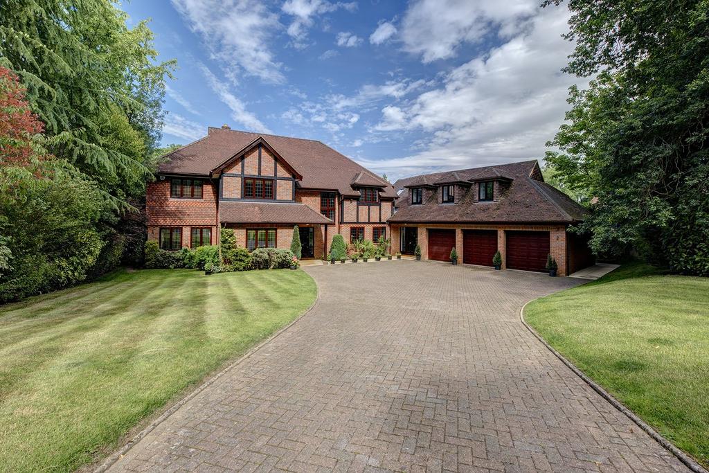 Stratton Chase Drive, Chalfont St. Giles, HP8 6 bed detached house for sale £3,000,000