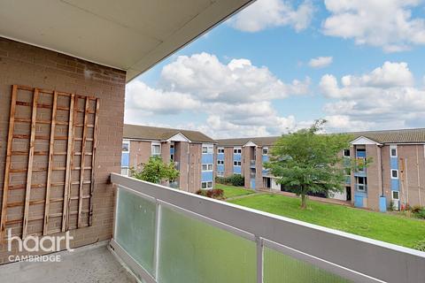 84 Edgecombe, Cambridge, CB4 2LR