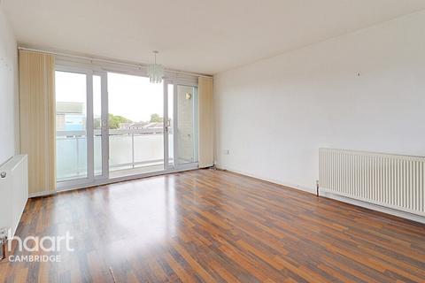 84 Edgecombe, Cambridge, CB4 2LR