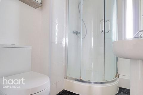 84 Edgecombe, Cambridge, CB4 2LR