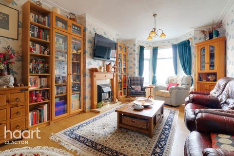 46 Beach Road, Clacton-on-sea, CO15 1UE