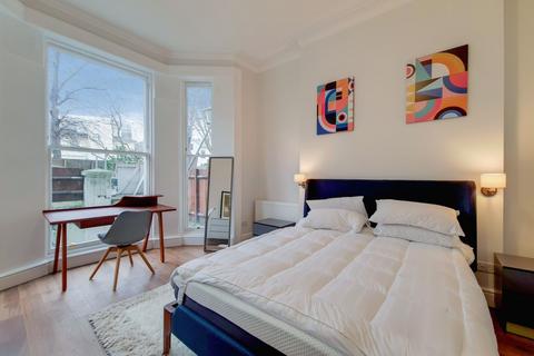 1 bedroom flat to rent, Elsham Road, London, W14
