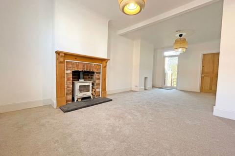 12 Stanhope Road, Northampton, NN2 6JX
