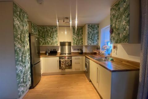 34 Broadview Close, Kingsnorth, Ashford, TN25 7AQ