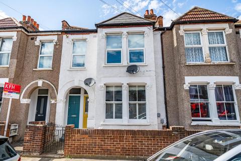 6 Fairlight Road, London, SW17 0JD
