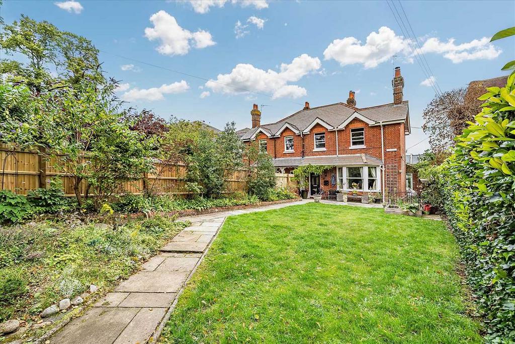 Western Road, Andover 4 bed semidetached house for sale £600,000