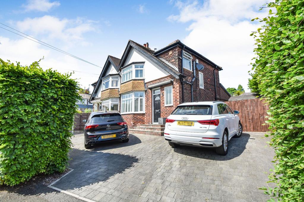 Heys Road, Prestwich, M25 3 bed semidetached house for sale £310,000