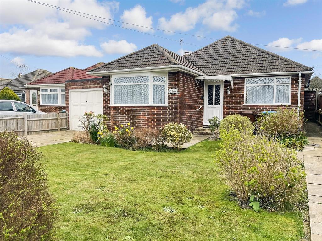 Normans Drive, Felpham, West Sussex 3 bed detached bungalow for sale