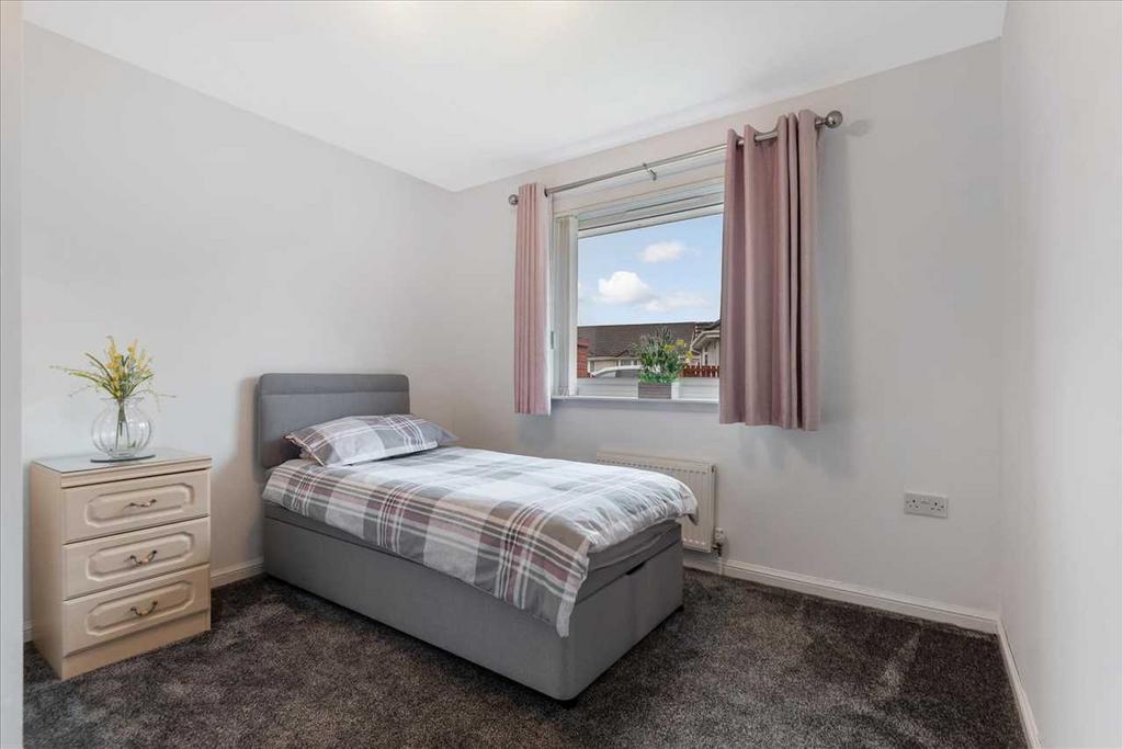 Bedroom Two (1)