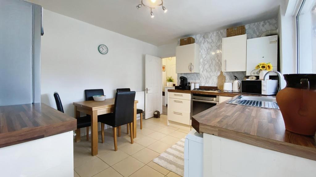 Pant hirgoed, pencoed, bridgend, cf35 6 yd