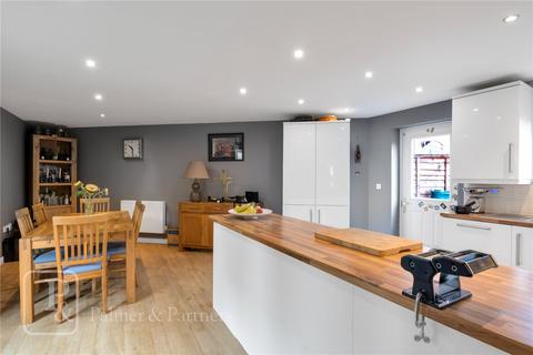 46 Abbey Field View, Colchester, CO2 7US