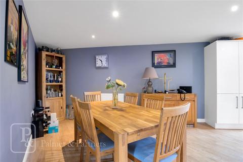 46 Abbey Field View, Colchester, CO2 7US