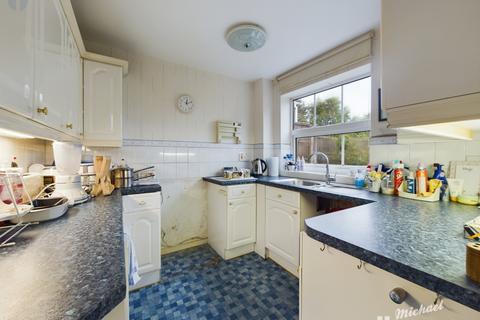 3 bedroom semi-detached house for sale, Dalesford Road, Aylesbury