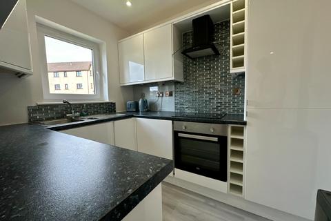 2 bedroom flat to rent, Riverview Drive, Waterfront, Glasgow, G5