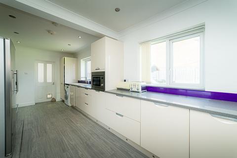 16 Mount Pleasant, Blean, Canterbury, CT2 9EU