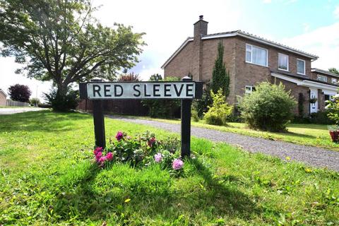 1 Red Sleeve, Capel St Mary, Ipswich, IP9 2HA