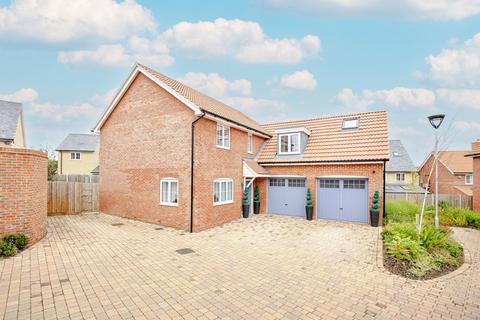 4 bedroom detached house for sale, Bergham Close, Bishop's Stortford, Hertfordshire, CM23