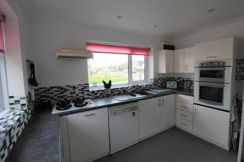 3 bedroom townhouse to rent, Mudeford, Mudeford, Christchurch, BH23