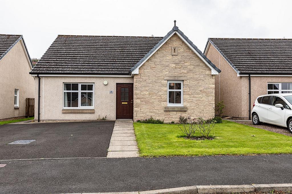 9 Birks View, Galashiels TD1 1NR 3 bed detached bungalow £210,000