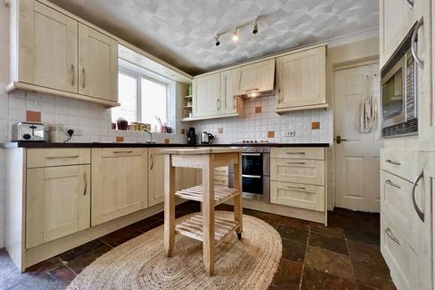 4 bedroom detached house for sale - Piercefield Avenue, Chepstow NP16