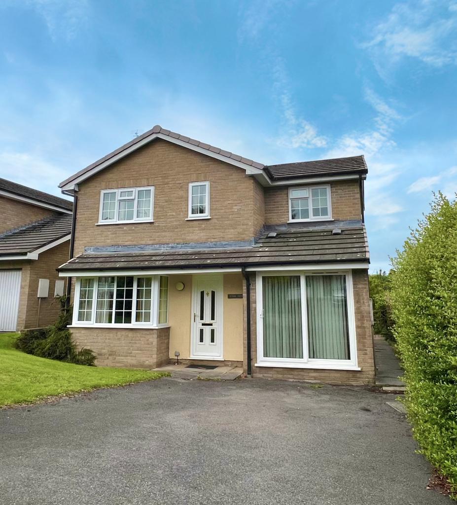 SPACIOUS Home in a SOUGHT AFTER Area