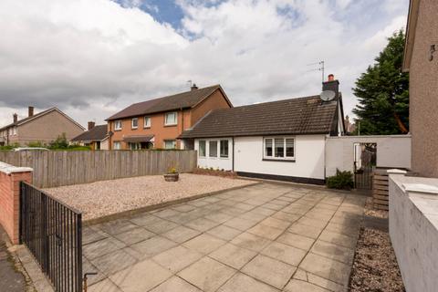 33 Dochart Drive, Edinburgh, EH4 7LD