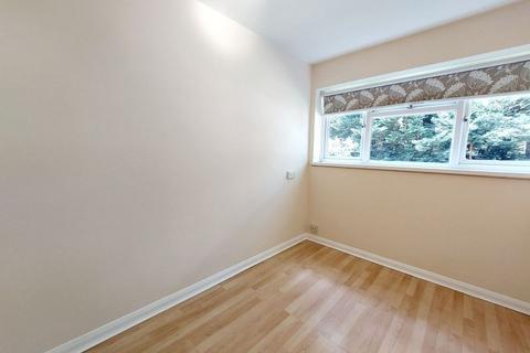 9 Edenside Road, Bookham, Leatherhead, KT23 3JB