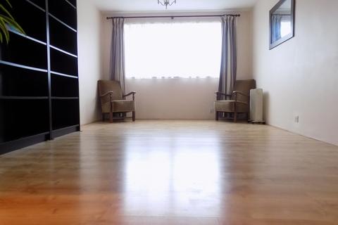 undefined, Garfield Court, Handcross Road, Luton, Bedfordshire