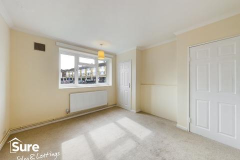 2 bedroom apartment to rent, Bennetts End Road, Hemel Hempstead, Hertfordshire, HP3 8DZ