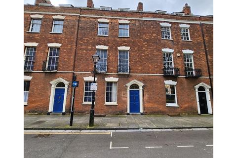4 bedroom house share to rent, Kings Square, Bridgwater