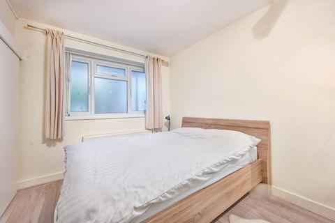 1 bedroom flat for sale - Brewster Gardens, North Kensington, London, W10