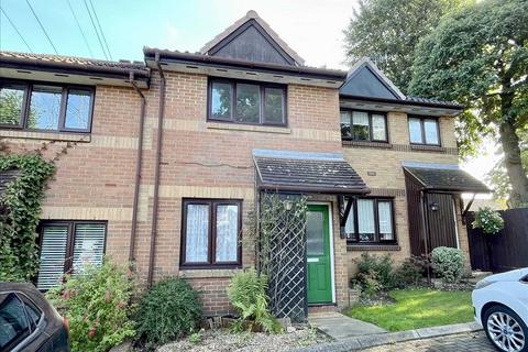 2 bedroom terraced house for sale, Richfield Road, Bushey Heath, WD23.