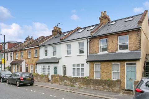 3 bedroom terraced house to rent, Sandycombe Road, Richmond, Surrey