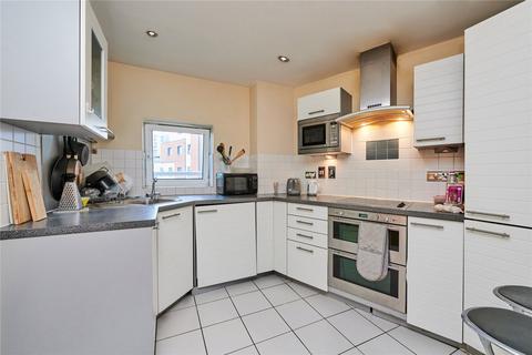 2 bedroom flat for sale, Tradewinds, Wards Wharf Approach, London, E16