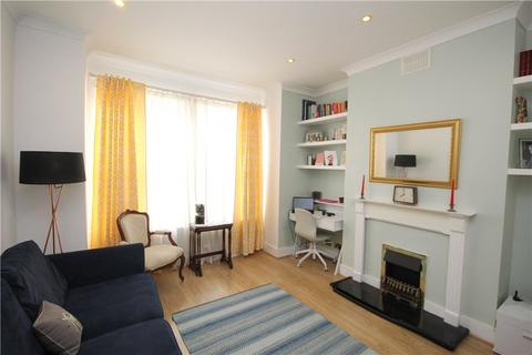 3 bedroom maisonette to rent, Hythe Road, Thornton Heath, CR7