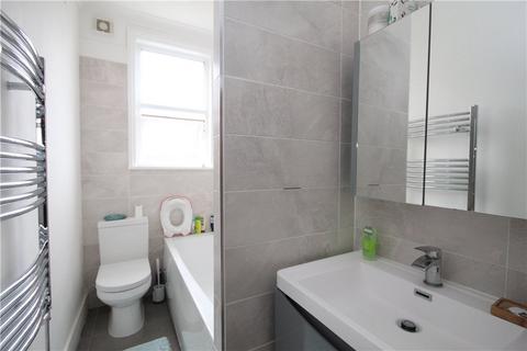 3 bedroom maisonette to rent, Hythe Road, Thornton Heath, CR7