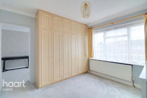 12 Fern Lane, Hounslow, TW5 0HL