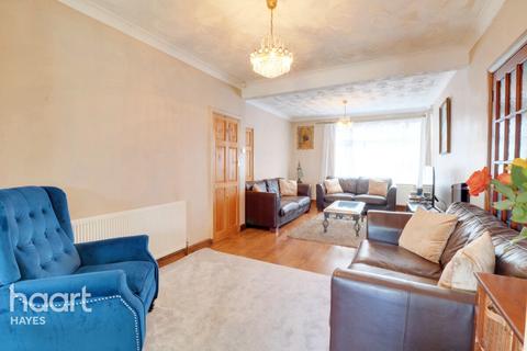 12 Fern Lane, Hounslow, TW5 0HL