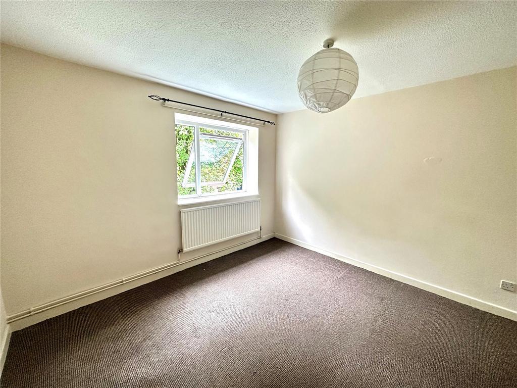 Canterbury Gardens, Salford, M5 3 bed flat £950 pcm (£219 pw)